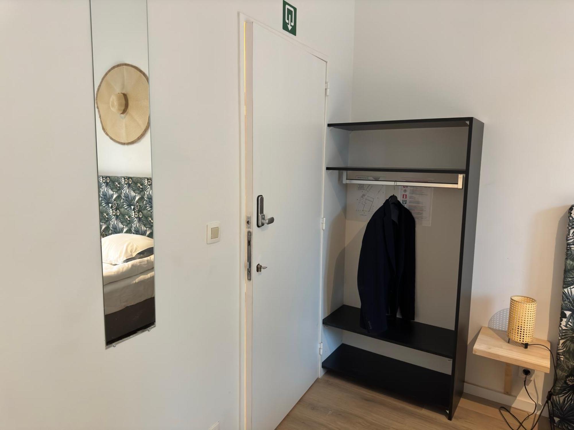 Two Bedroom Loft In The City Center By The Meir Antwerpen Buitenkant foto